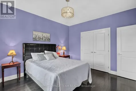 1801 Cedarlakes Way Ottawa ON K4P 1G4