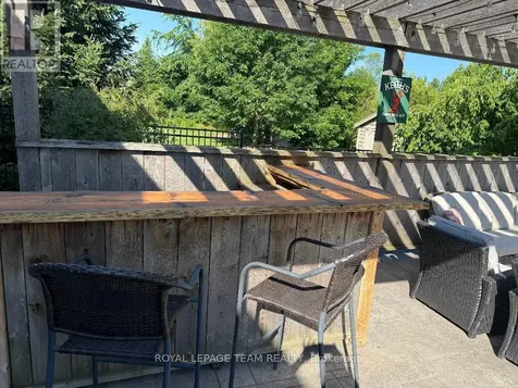 1801 Cedarlakes Way Ottawa ON K4P 1G4