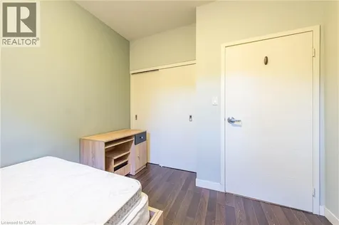 62 Balsam Street Waterloo ON N2L 3H2
