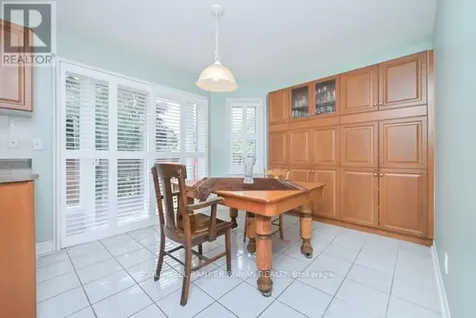 43 Briar Gate New Tecumseth ON L9R 2A8