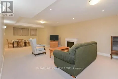 43 Briar Gate New Tecumseth ON L9R 2A8