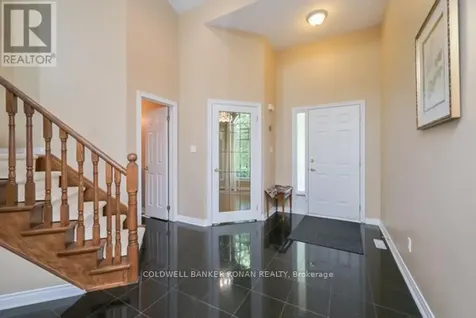 43 Briar Gate New Tecumseth ON L9R 2A8