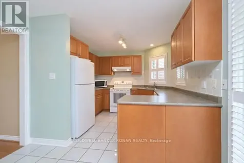 43 Briar Gate New Tecumseth ON L9R 2A8