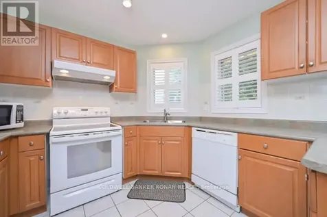 43 Briar Gate New Tecumseth ON L9R 2A8