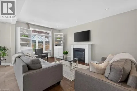 5 Narbonne Crescent Stoney Creek ON L8J 0J8
