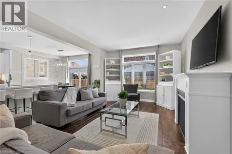 5 Narbonne Crescent Stoney Creek ON L8J 0J8