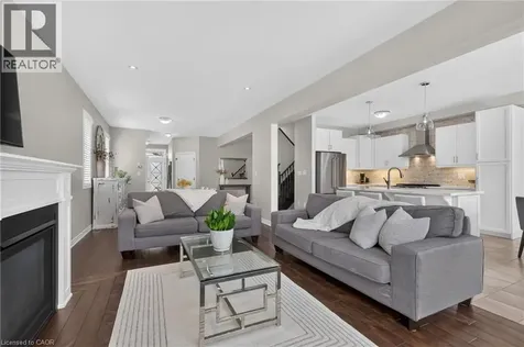 5 Narbonne Crescent Stoney Creek ON L8J 0J8