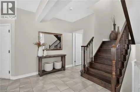 5 Narbonne Crescent Stoney Creek ON L8J 0J8
