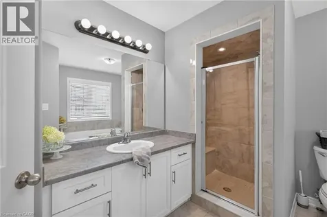 5 Narbonne Crescent Stoney Creek ON L8J 0J8