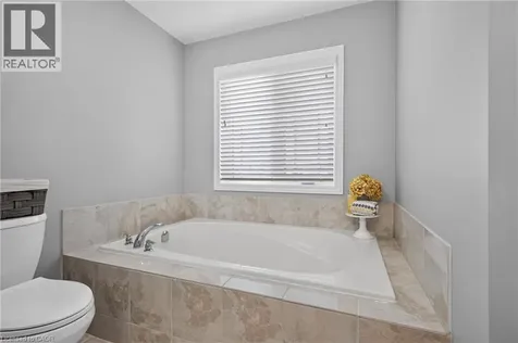 5 Narbonne Crescent Stoney Creek ON L8J 0J8