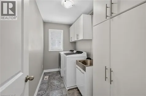 5 Narbonne Crescent Stoney Creek ON L8J 0J8