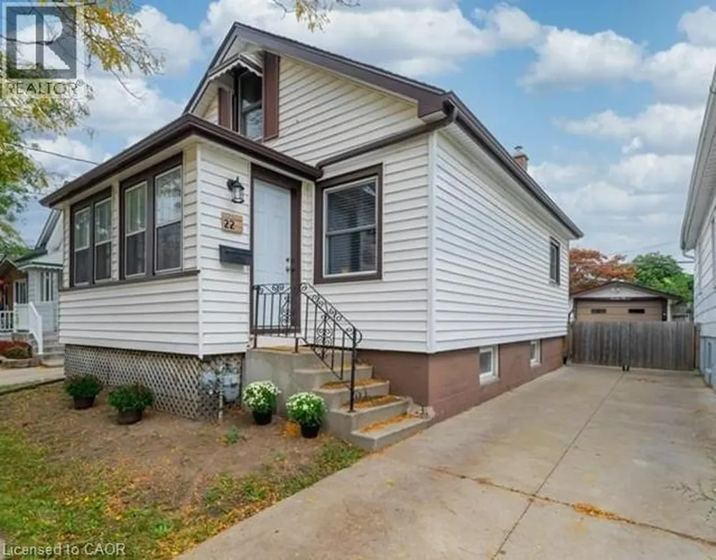 22 Concord Avenue St. Catharines ON L2M 5N6