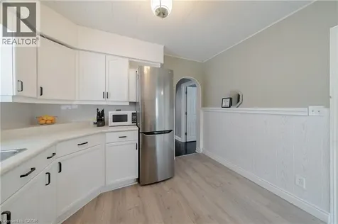 22 Concord Avenue St. Catharines ON L2M 5N6