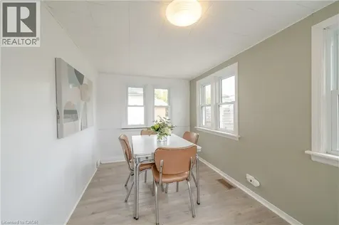 22 Concord Avenue St. Catharines ON L2M 5N6