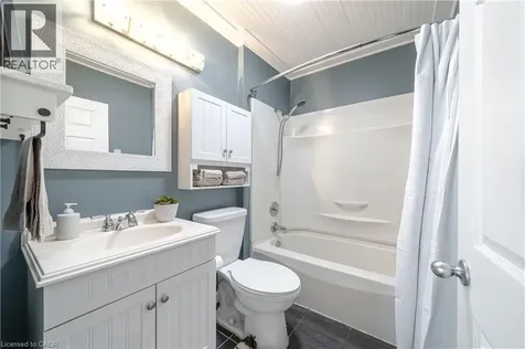 22 Concord Avenue St. Catharines ON L2M 5N6