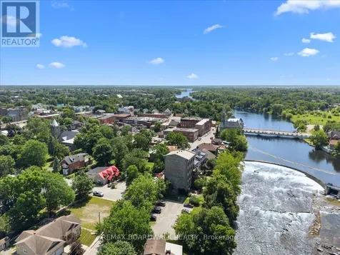 45 Mill Street Carleton Place ON K7C 1T6