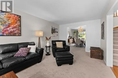 24 Wendell Avenue Ottawa ON K2S 1G9