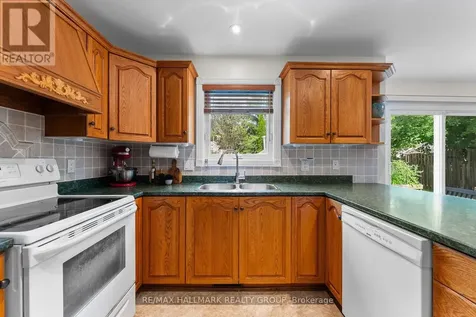 24 Wendell Avenue Ottawa ON K2S 1G9