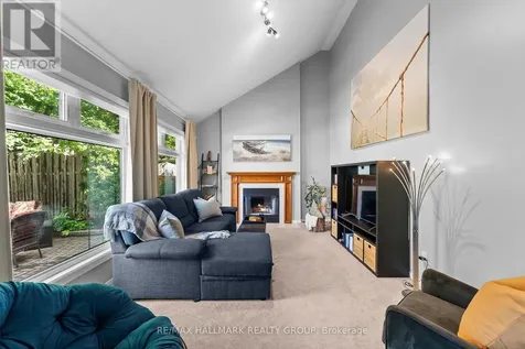 24 Wendell Avenue Ottawa ON K2S 1G9