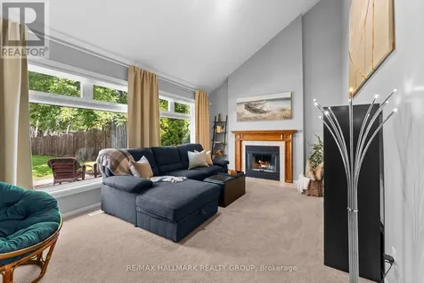 24 Wendell Avenue Ottawa ON K2S 1G9