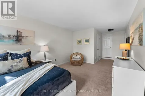 24 Wendell Avenue Ottawa ON K2S 1G9
