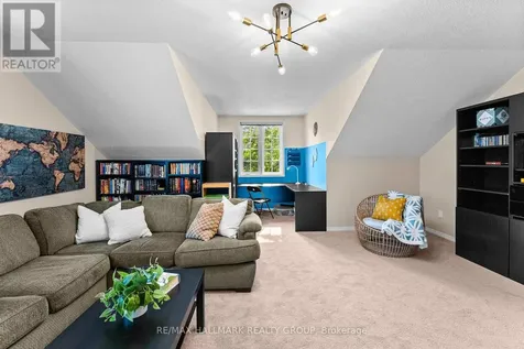 24 Wendell Avenue Ottawa ON K2S 1G9