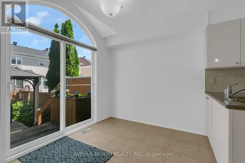 1015 Candlewood Street Ottawa ON K4A 5E8