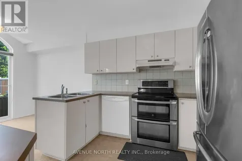1015 Candlewood Street Ottawa ON K4A 5E8