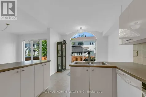 1015 Candlewood Street Ottawa ON K4A 5E8