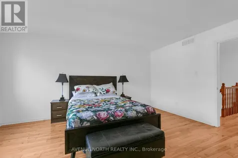 1015 Candlewood Street Ottawa ON K4A 5E8
