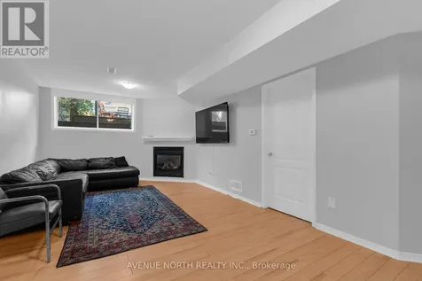 1015 Candlewood Street Ottawa ON K4A 5E8