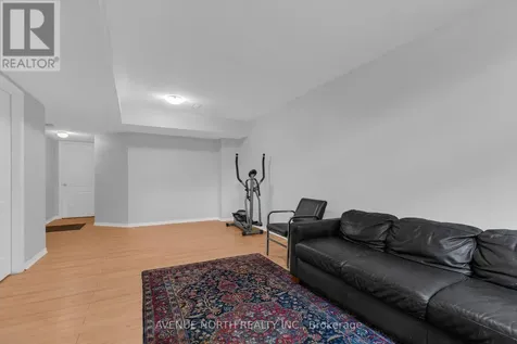 1015 Candlewood Street Ottawa ON K4A 5E8