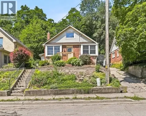 22 Ramore Street Cambridge ON N1S 2P8