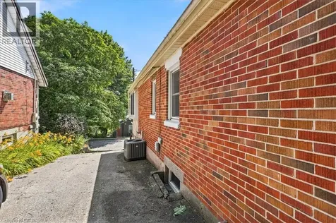 22 Ramore Street Cambridge ON N1S 2P8