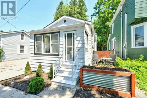28 Walnut Street St. Thomas ON N5R 2Y6
