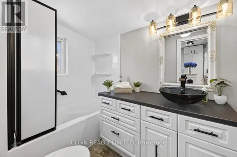 28 Walnut Street St. Thomas ON N5R 2Y6