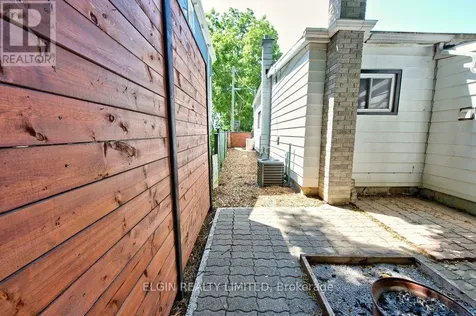 28 Walnut Street St. Thomas ON N5R 2Y6