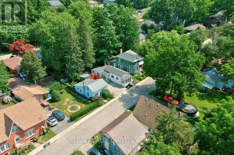 28 Walnut Street St. Thomas ON N5R 2Y6