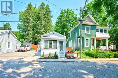 28 Walnut Street St. Thomas ON N5R 2Y6