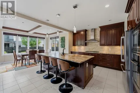 277 Huntsville Drive Ottawa ON K2T 0H1