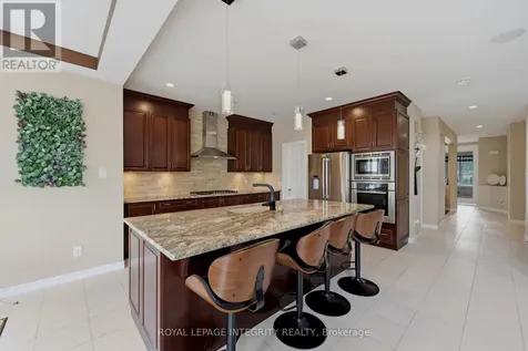 277 Huntsville Drive Ottawa ON K2T 0H1