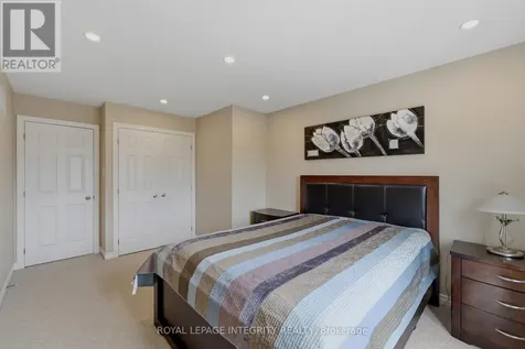 277 Huntsville Drive Ottawa ON K2T 0H1