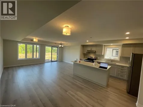 15 Stauffer Woods Trail Kitchener ON N2P 0L1