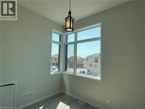 15 Stauffer Woods Trail Kitchener ON N2P 0L1