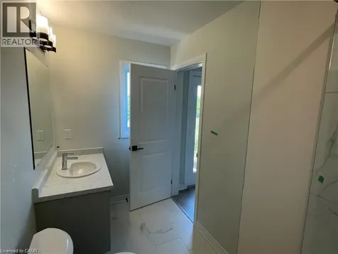 15 Stauffer Woods Trail Kitchener ON N2P 0L1