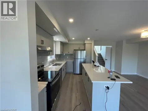 15 Stauffer Woods Trail Kitchener ON N2P 0L1