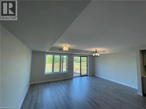 15 Stauffer Woods Trail Kitchener ON N2P 0L1