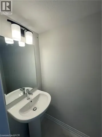 15 Stauffer Woods Trail Kitchener ON N2P 0L1