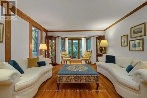 30 Pentland Crescent Ottawa ON K2K 1V5