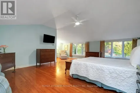 30 Pentland Crescent Ottawa ON K2K 1V5
